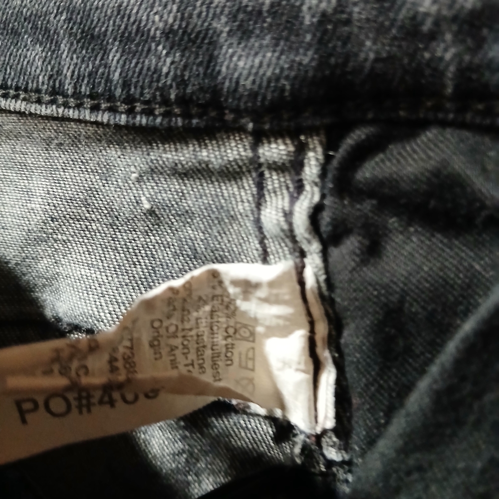 Madewell Charcoal Denim Shorts - Picture 6 of 8